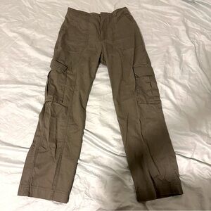 Green Abercrombie Cargo Pants - size medium